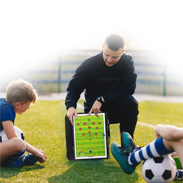 Tablero Táctico De Futbol En Carpeta Entrenamiento Futbol