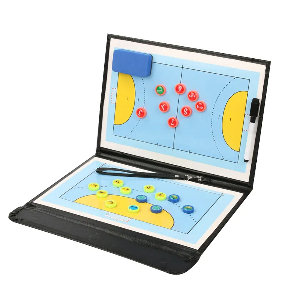 Carpeta táctica magnética de balonmano plegable con fichas y marcador, ideal para entrenadores.