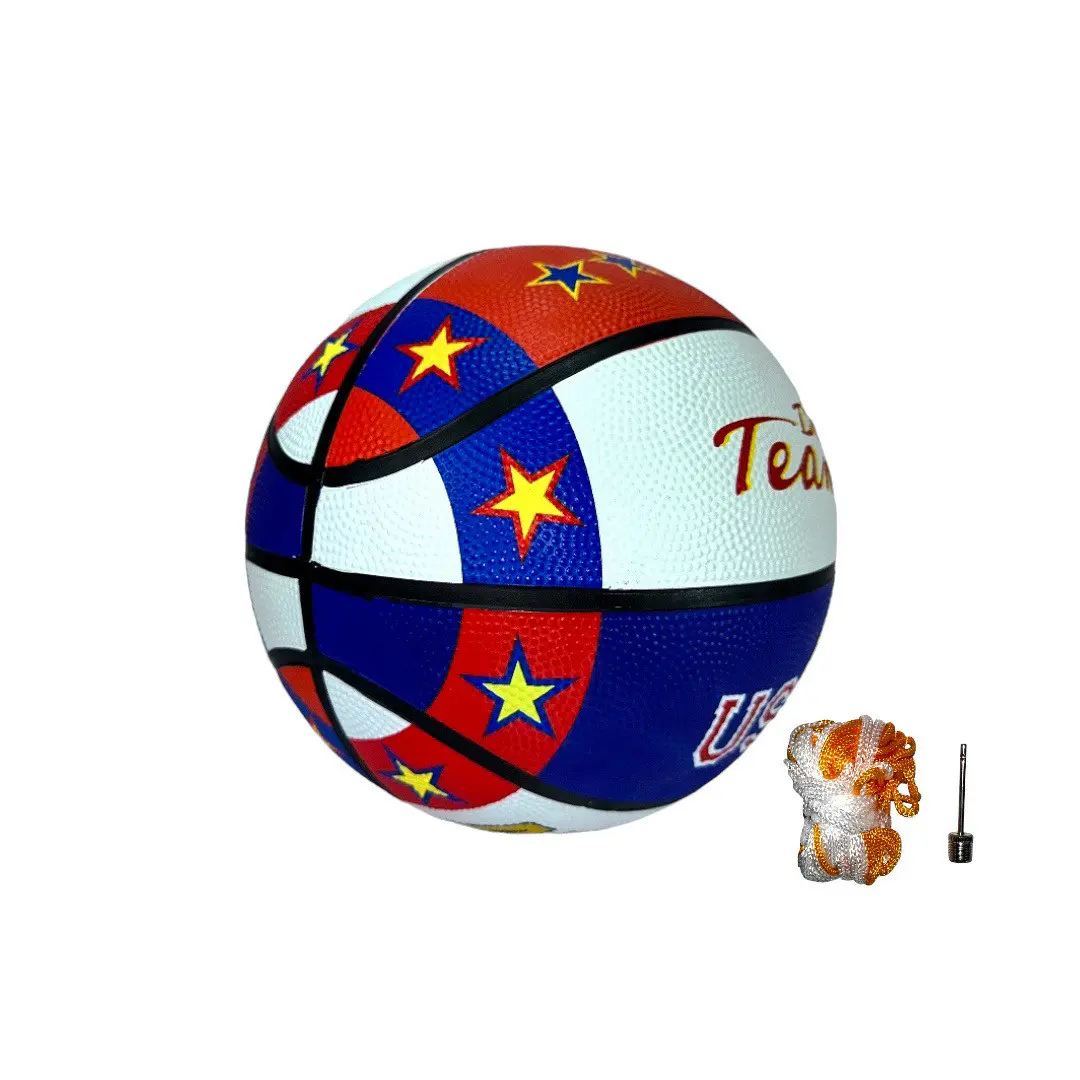 Balón de baloncesto en caucho Apollo, diseño estrellas rojas, blancas y azules, incluye inflador y aguja.