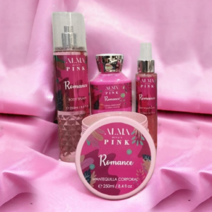 Set Alma Divas Pink x4: Body Splash 250ml, Crema Hidratante 250ml, Body Splash Glitter 110ml y Crema Corporal 250ml, en tonos rosados.
