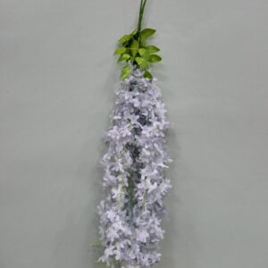Mini glicinia artificial colgante color lavanda, ideal para decorar paredes.