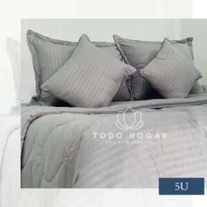 Plumón nórdico doble faz gris claro para cama doble con textura de rayas finas.