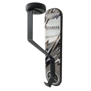 Portacasco mural Yamaha Racing de un puesto. Soporte negro con diseño en la parte trasera para colgar cascos de motocicleta en la pared.