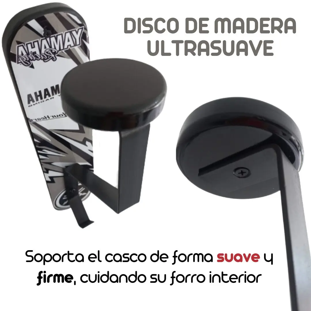 Portacasco mural de un puesto con soporte de madera y base negra. Mantiene el casco de forma segura cuidando el forro interior. Marca Ahamay visible en el soporte.