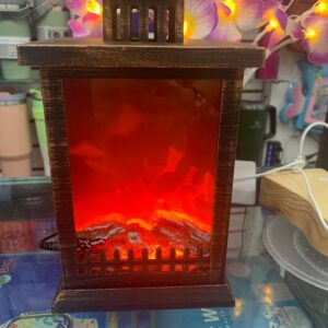 Farol lámpara vintage con efecto llama realista, luz cálida simulada, ideal para ambientar espacios.
