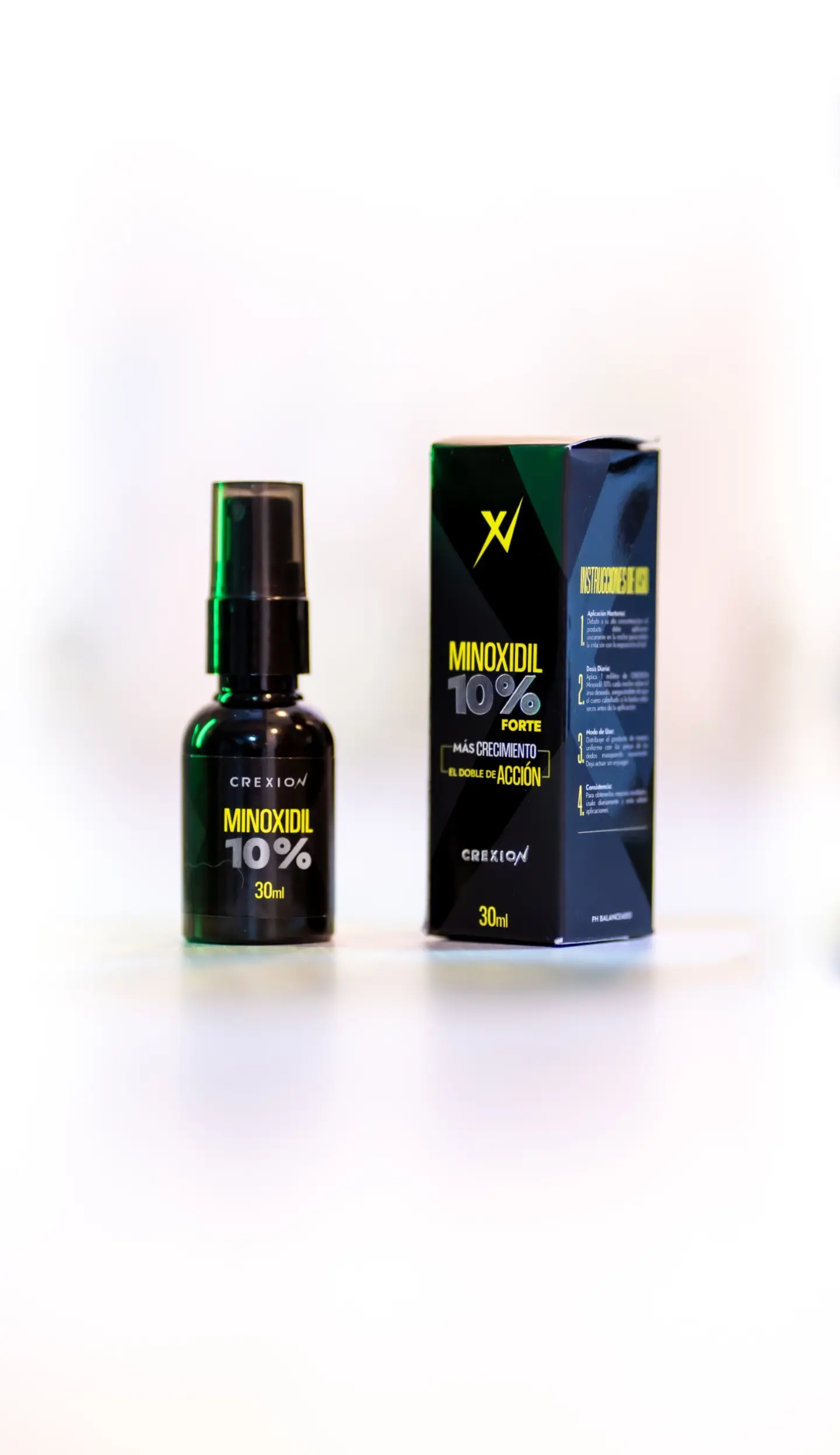 Crexion Minoxidil 10% para crecimiento de cabello, presentación 30ml, en frasco y caja.