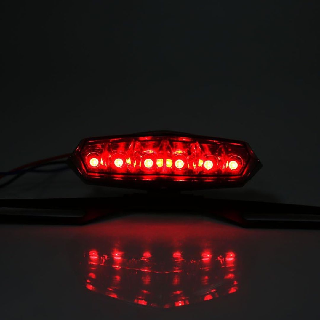 Porta Placa LED con Luz de Freno para Moto - Mejora tu visibilidad y seguridad vial
