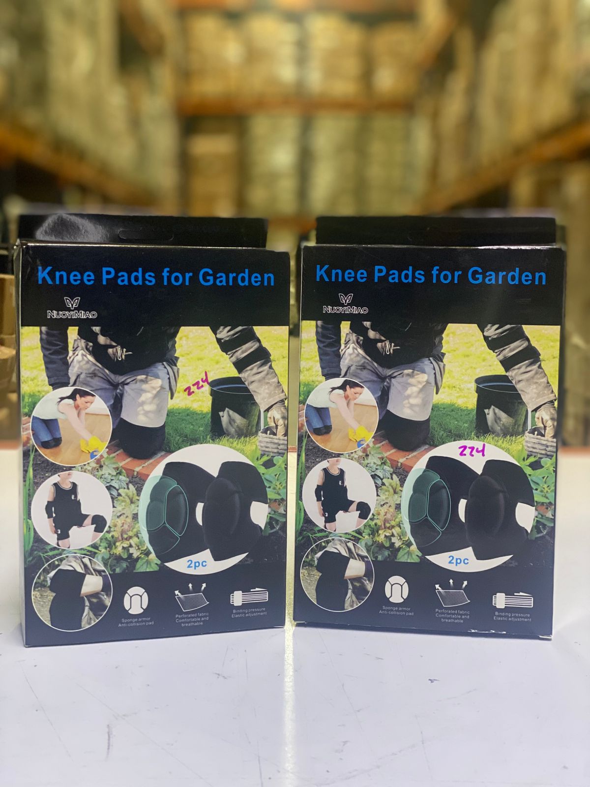 Caja de rodilleras de espuma para jardín, con de persona usándolas y detalle de las rodilleras 2pc.