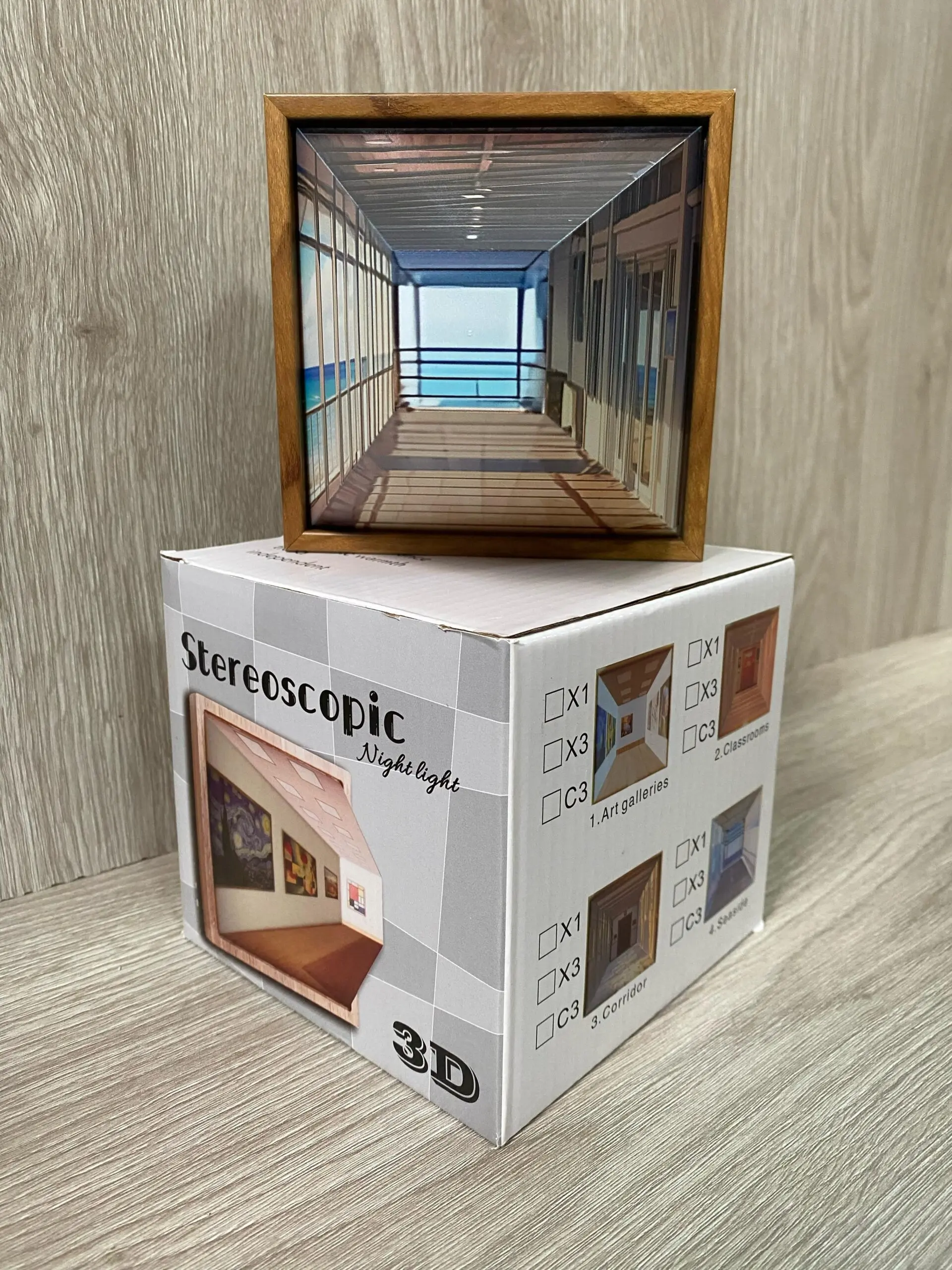 Lámpara de pared 3D con efecto estereoscópico, diseño de pasillo con vista al mar.