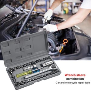 Estuche gris abierto con set de copas mecánicas y ratchet, ideal para reparación de carros y motos.