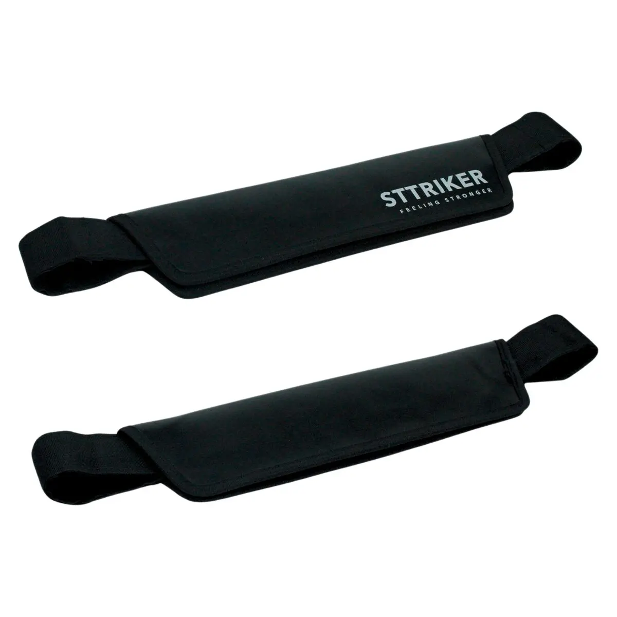 Dos cinturones negros para ejercicios de glúteos con logo STTRIKER y bandas elásticas.