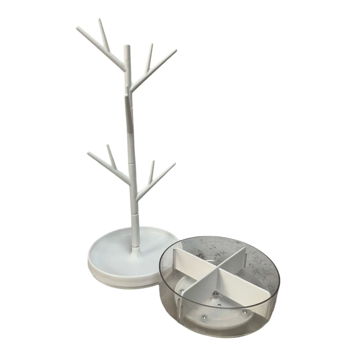 Organizador de joyas blanco tipo árbol con base redonda y recipiente divisor transparente.