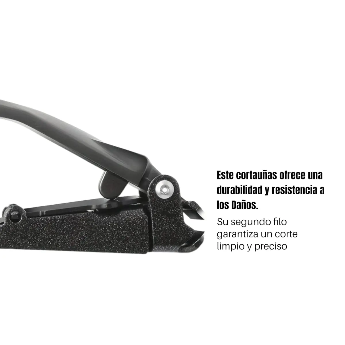 Cortauñas negro con acabado texturizado, muestra el filo doble para cortes precisos y durabilidad.