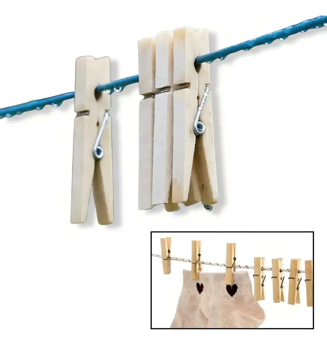 Pinzas de bambú natural para colgar ropa, con gotas de agua en la cuerda. Incluye detalle de calcetines con corazones en miniatura.
