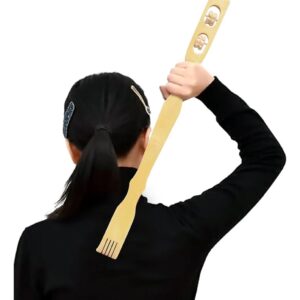 Rascador de madera para espalda con masajeador, diseñado para aliviar picazón y relajar músculos.