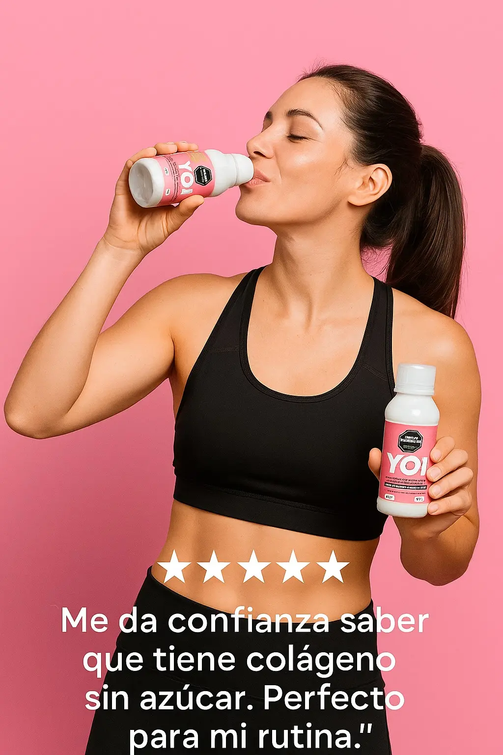 Mujer bebe colágeno líquido YOI sin azúcar, con presentación rosa.