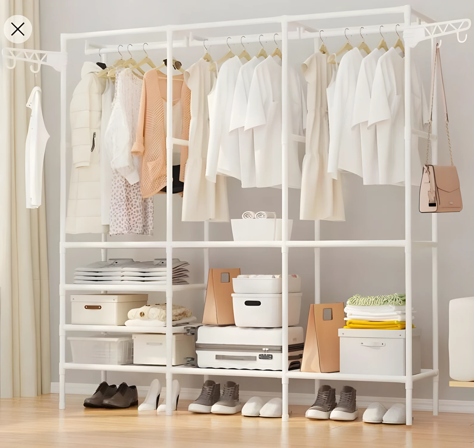 Closet Armario Triple Organizador de Ropa con múltiples compartimentos y accesorios.