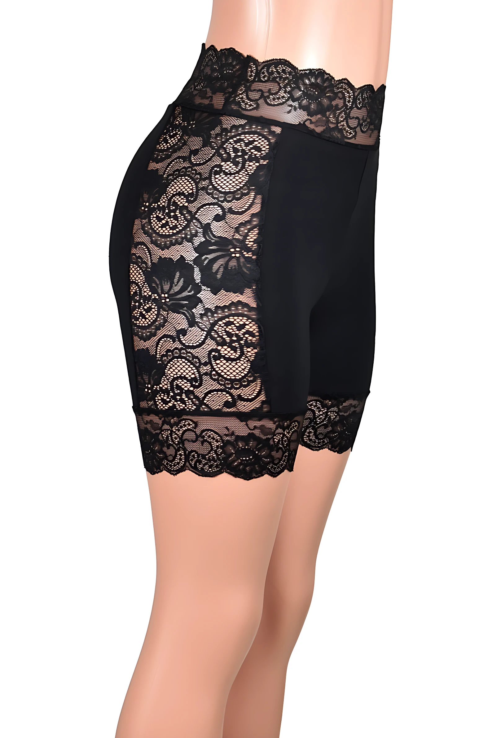 Panty tiro alto negro con encaje floral en caderas y muslos, control de abdomen.