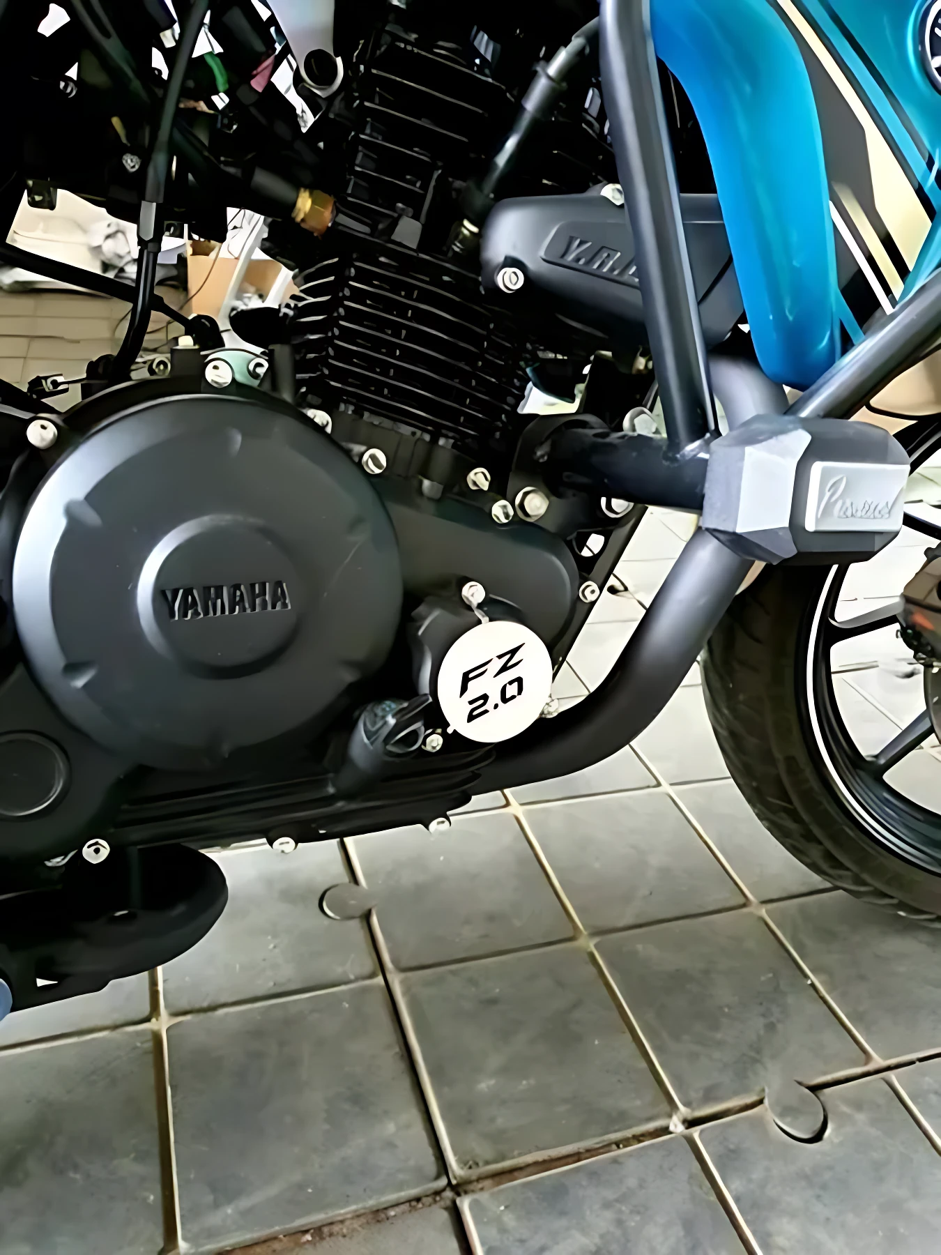 Filtros de aceite Yamaha FZ 2.0, parte inferior motor moto, color negro, dos unidades.